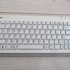ワイヤレスキーボード ⚠️ジャンク品