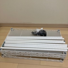引き渡し先決まりました。スチールラック白