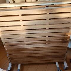 【折りたたみすのこベッド】の画像