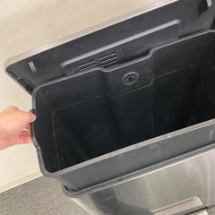 【無料】EKO ステンレスペダル式ゴミ箱 角型ヨコ 90Lの画像
