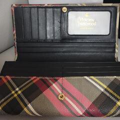 最終値下げ中☆Vivienne Westwood長財布の画像