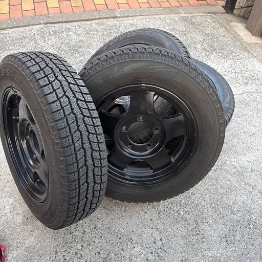 ジムニー　スタッドレスタイヤ