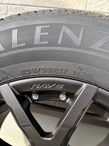 TEAM DAYTONA、17インチタイヤ付きアルミホイール