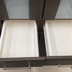 食器棚　ニトリ　2枚扉　取っ手キズ有の画像