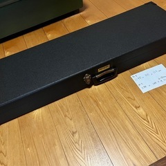 英国製　弦楽器のハードケース　　