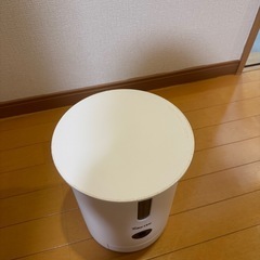 ペット用自動給餌器　の画像