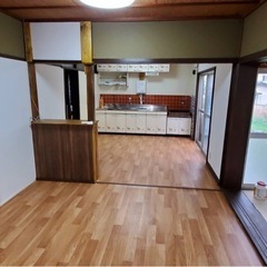 長くリノベ好きな外人さんが住まれてた平家になります　利便性もグッドです - 名張市