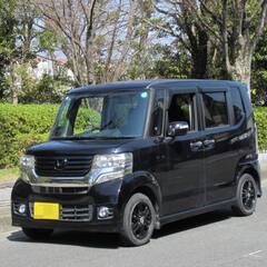 車検Ｒ８年１月２８日　N-BOXカスタム　大型ハイトワゴン　純正...