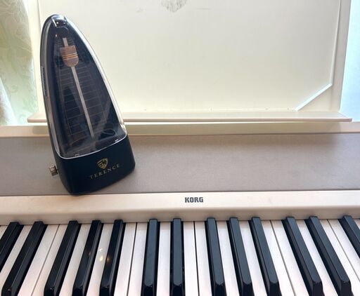 korg 電子ピアノ b1