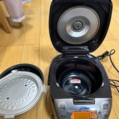 炊飯器　タイガーの画像