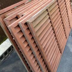 ウッドフェンス　ラティスの画像