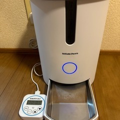 ペット用自動給餌器２台の画像