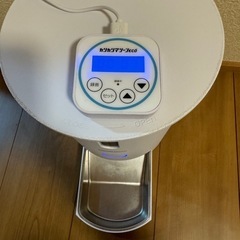 ペット用自動給餌器２台の画像