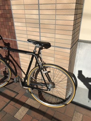 クロスバイク　ピストバイク　自転車　黒　580mm