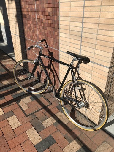クロスバイク　ピストバイク　自転車　黒　580mm