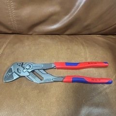 クニペックス　プライヤーレンチ