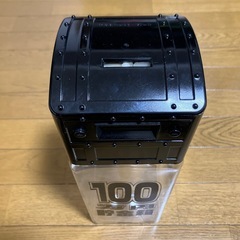 100万円貯金箱の画像