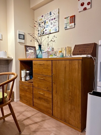 【美品】アンティーク風食器棚・キッチンボード 国産 収納タイプが選べる LOWYA