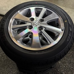 スズキエブリイワゴン純正タイヤ165/60R14の画像