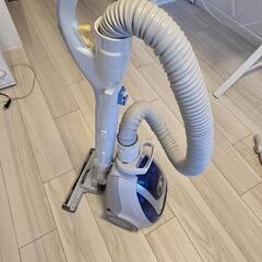 【取引中】日立 HITACHI サイクロン式掃除機　ブルー CV-SP9の画像