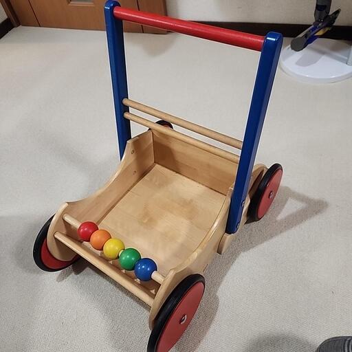 ベビーウォーカー手押し車