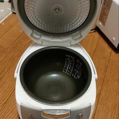 東芝IH炊飯器5.5合　まだまだ使えます
