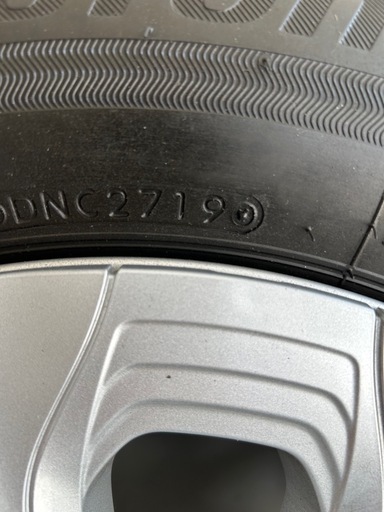 バリ山　50プリウス　後期　純正ホイール　15インチ　タイヤセット
