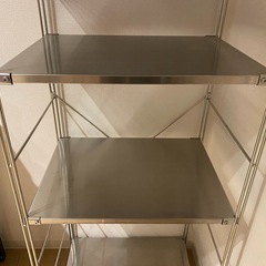 スチールラックの画像