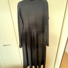 黒　ワンピース　レディース　の画像