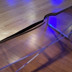 パソコンデスクの画像