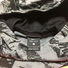 ⭐️NIKE⭐️ナイキ⭐️パーカー  キッズ スウェットの画像