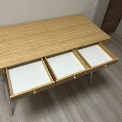 IKEA LILLÅSEN リルオーセン デスクの画像