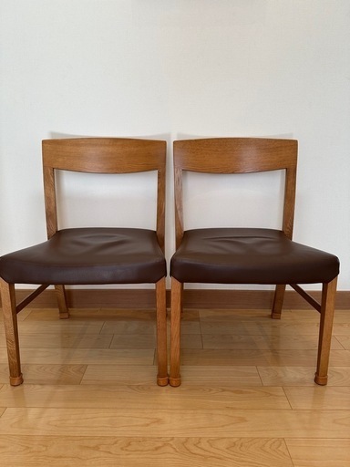 カリモク 「CT52」シリーズ オーク無垢材ダイニングチェア 2脚セット カリモク 「CT52」シリーズ オーク無垢材ダイニングチェア 2脚セット