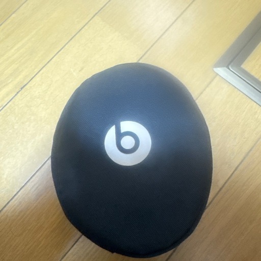 新品同様‼️Beat
スピーカー