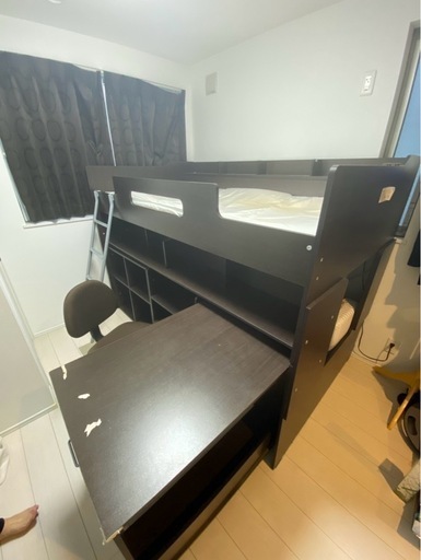 【引き取り限定】ニトリシステムベッドデスク(椅子付き/やや傷あり)