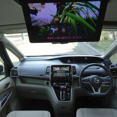 車検満タン セレナハイブリッド プロパイロット エマージェンシーブレーキ ナビ フルセグTV Bluetooth フリップダウンモニター アラウンドビューモニター 両側パワスラ ETC 前後ドラレコ 冬タイヤサービスの画像