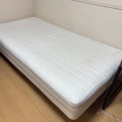 無印　足つきマットレス　シングル
