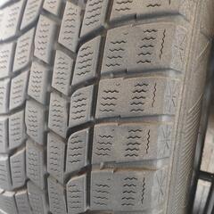 KEEN 17in 7.5J +45 PCD114.3  215/60R17  中古 スタッドレスタイヤホイールセット4本

の画像