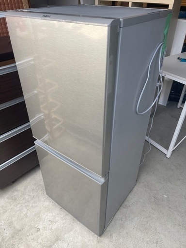 25番　美品✨ノンフロン冷凍のAQUA製80L冷蔵庫