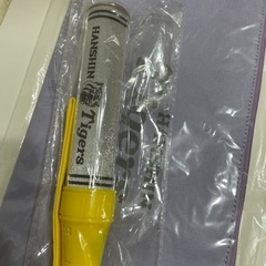 新品未使用、阪神木浪聖也ペンライト、ケースセットの画像