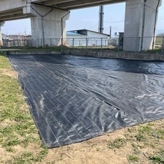 耐候年数約5年の防草シート（80メートル）の画像
