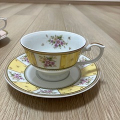 カップandソーサー5組の画像