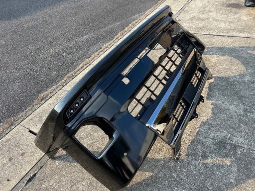 トヨタ ハイエース 7型 フロントバンパー モデリスタエアロ付き！ 割れあり