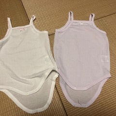 ベビー肌着12着、半袖、キャミソール、長袖の画像