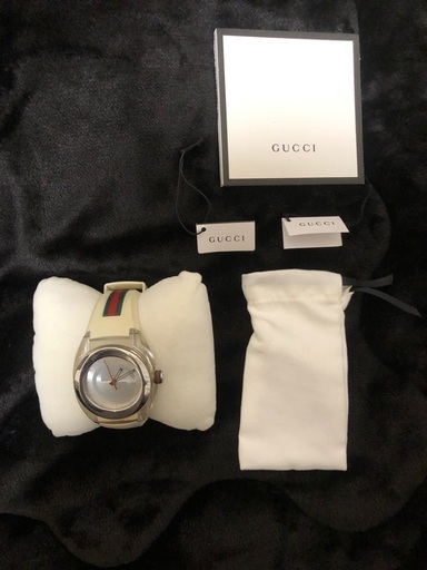GUCCI・腕時計 SYNC ホワイト