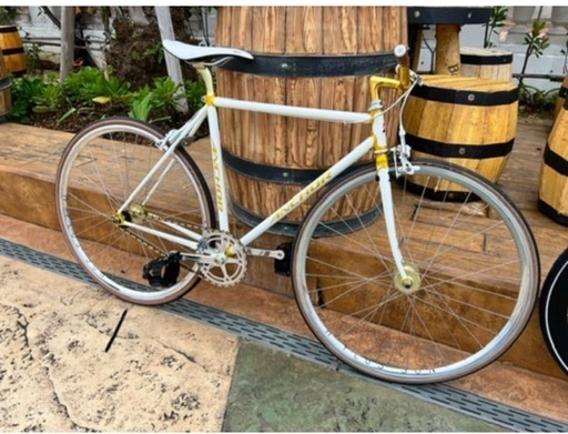 ピストバイク　ブリヂストン