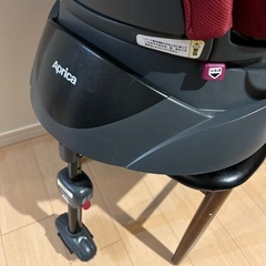 【丸洗い済】Aprica チャイルドシート フラディア　ファディアチェリーの画像