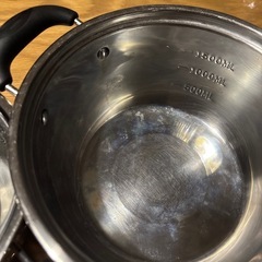 引取り決定！大小鍋セットの画像