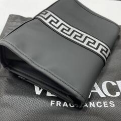 ♥ヴェルサーチ♦格安商品♦ポーチ♥男性用となっておりますが、女性の方でもお使い頂けます。 フレグランス購入時に頂いた非売品・ノベルティ品♦未使用品♦タグ有り
♦の画像