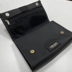 ♥ヴェルサーチ♦格安商品♦ポーチ♥男性用となっておりますが、女性の方でもお使い頂けます。 フレグランス購入時に頂いた非売品・ノベルティ品♦未使用品♦タグ有り
♦の画像